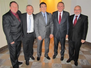 Vice Marszałek Województwa Podlaskiego M. Baszko , Vice Prezes Sparty K. Andruszkiewicz , Podsekretarz Stanu w Ministerstwie Sportu T. Półgrabski, Prezes PKOl A. Kraśnicki , Burmistrz Augustowa K. Kożuchowski